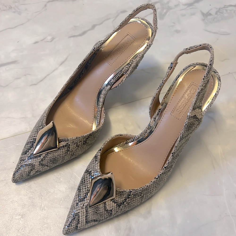 Snake skin pump